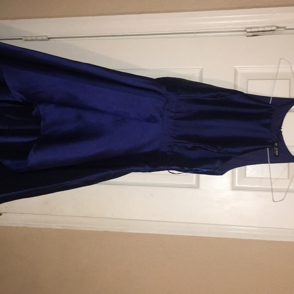 I’m Selling A Navy  Blue Train Dress